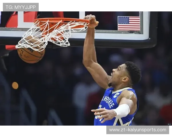 字母哥快攻如龙卷风般袭来,雄鹿大幅领先